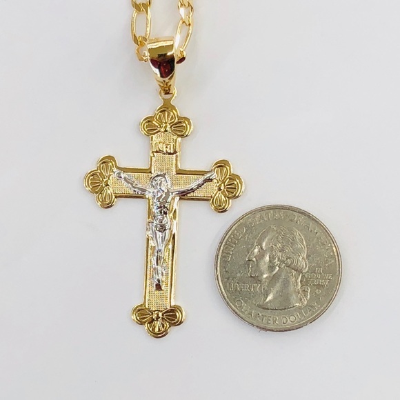 Men’s Crucifix Cross pendant with chain - Picture 3 of 5